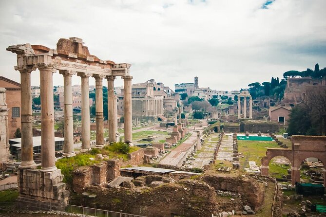 Kids Private Tour of Colosseum With Gladiator Entrance and Ancient Rome