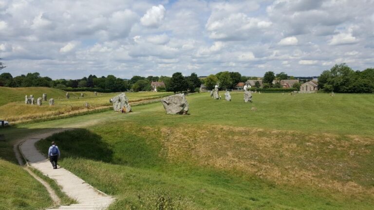 King Arthur Tour: Stonehenge, Glastonbury and Avebury