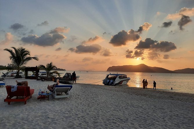 Koh Tan and Koh Madsum Sunset Trip By Speedboat From Koh Samui