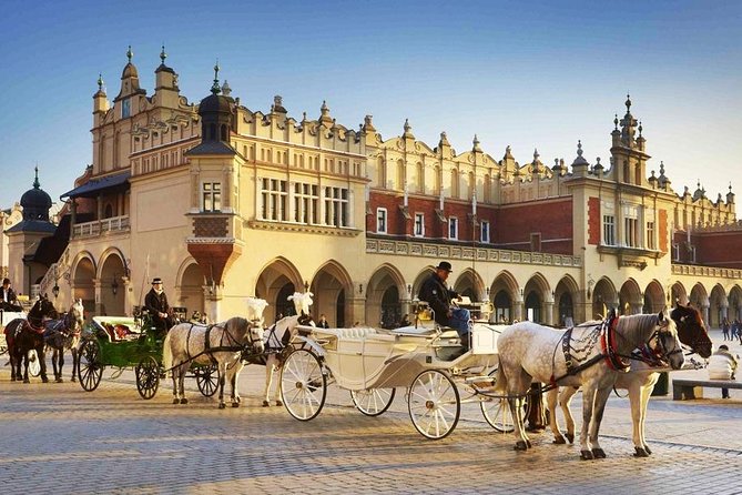 Krakow Airport Transfers : Krakow City to Krakow Airport KRK in Business Car