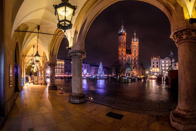 Krakow by Night – City Tour by Electric Car