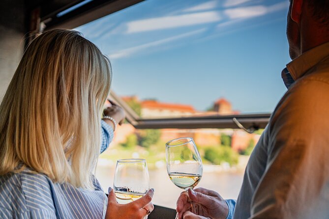 Krakow Romantic Dinner With a Cruise on the Vistula River