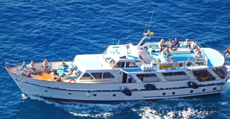 La Gomera: Whale Watching Tour on an Vintage Boat