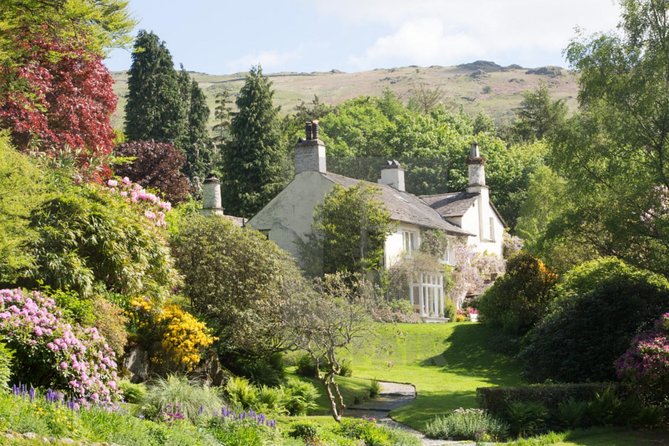 Lake District: William Wordsworth Private Tour for up to Four  – Windermere
