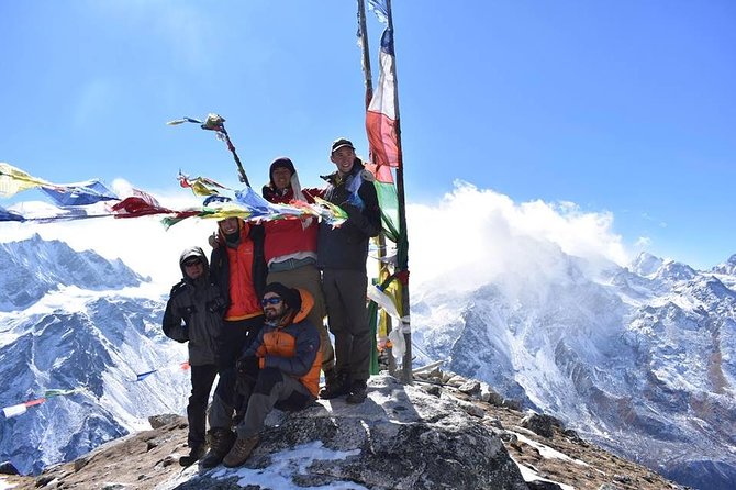 Langtang Kanjin Gumba Trek