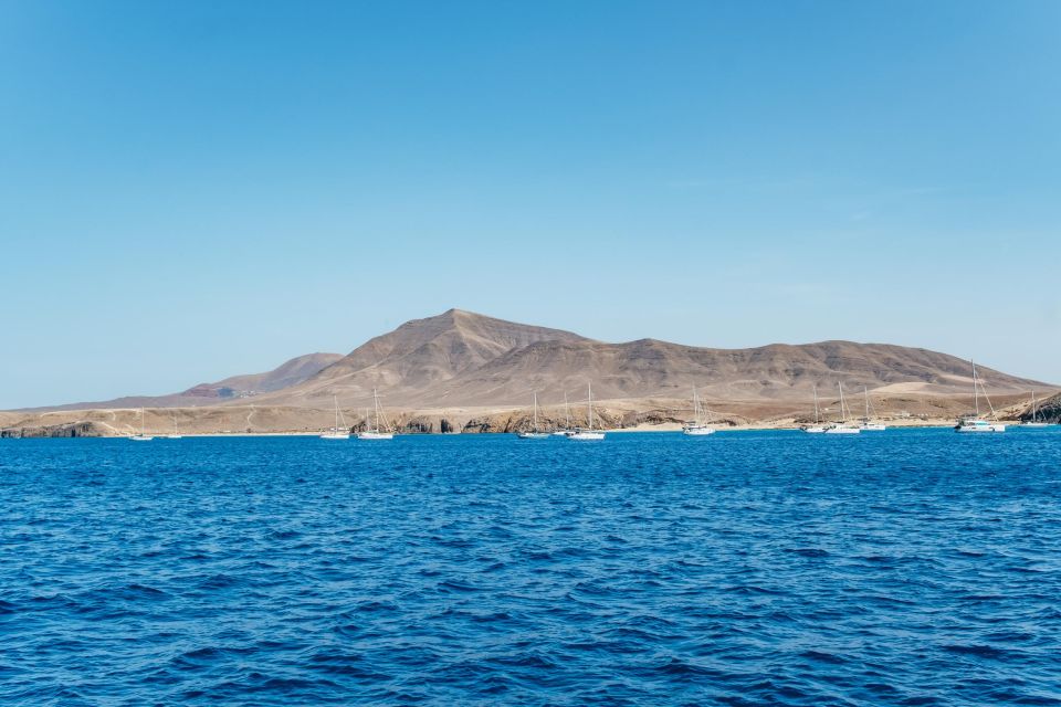 1 lanzarote day trip to the papagayo beaches by catamaran Lanzarote: Day Trip to the Papagayo Beaches by Catamaran