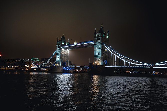 Lights & Sights: Private Tour. See 15 London Top Sights at Dusk!