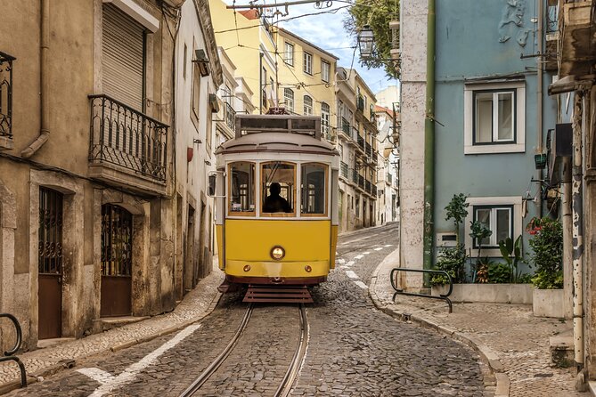 Lisbon Like a Local Private Tour – Avoid the Tourist Route