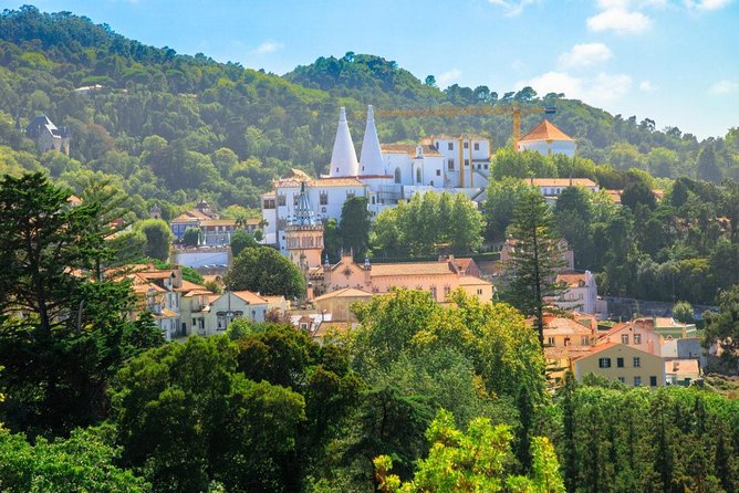 Lisbon Sightseeing & Sintra Village