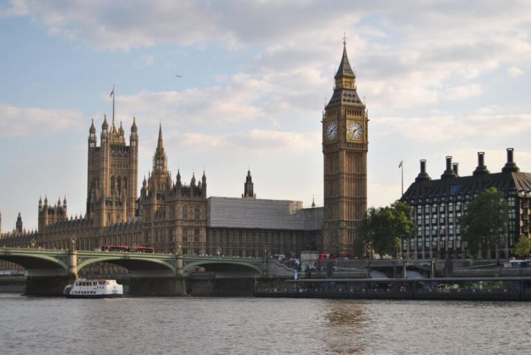 London: 3-Hours Private Walking Tour