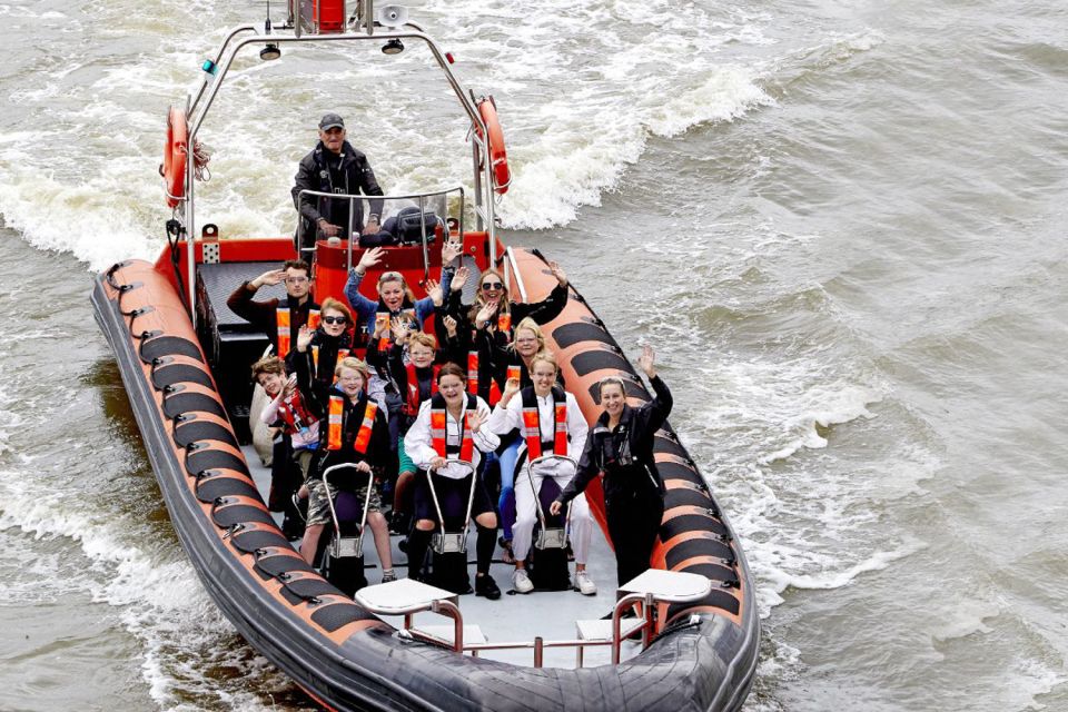 1 london private speedboat hire through the heart of the city London: Private Speedboat Hire Through the Heart of the City