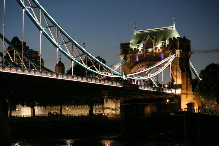 London: River Thames Dinner Cruise With Live Jazz