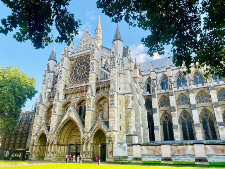 London: Westminster Abbey Skip-the-Line Entry & Private Tour