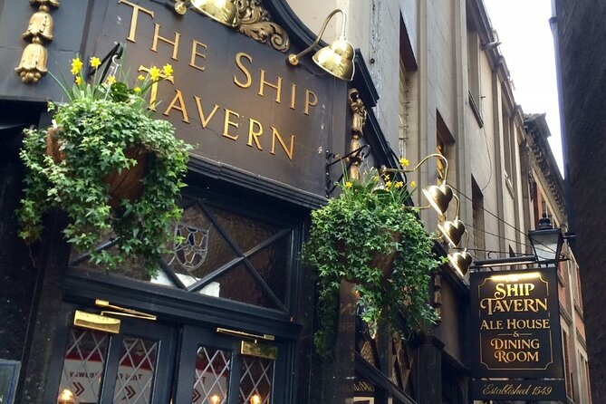 London’s Historical Pubs: A Self-Guided Audio Tour