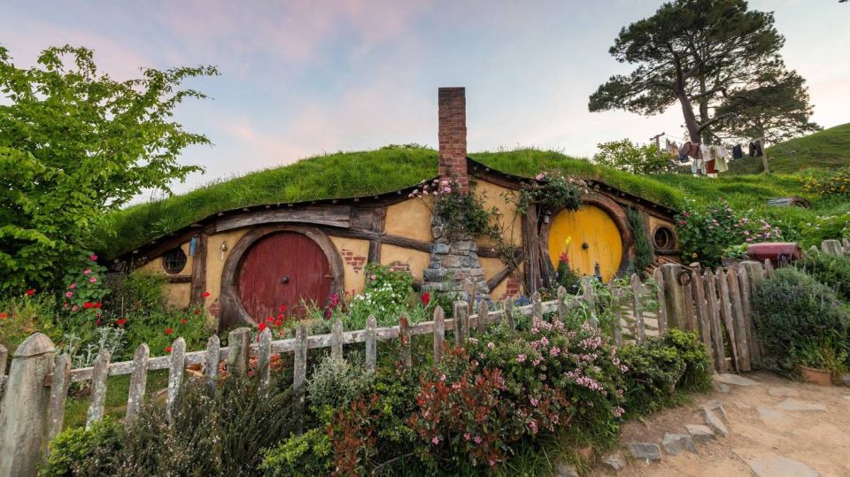 LOTR Tour) Hobbiton Movie Set & Hamurana Spring