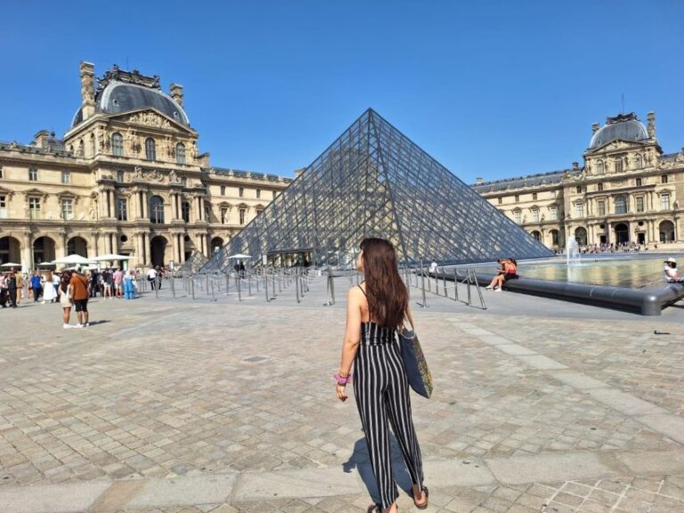 Louvre Guided Tour With an Artist (6ppl Max & Ticket Incl.)