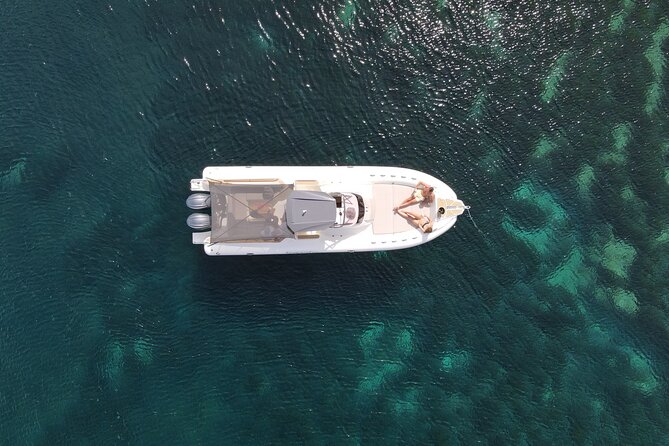 Luxury Boat Private Tour to Favignana E Levanzo in Sicily