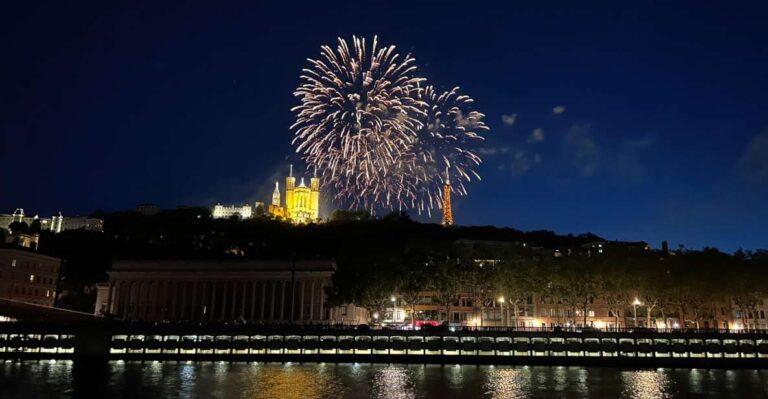 Lyon: Bastille Day Cruise With Appetizers and Fireworks