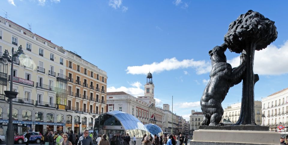 Madrid: 1.5-Hour City Highlights Guided Walking Tour