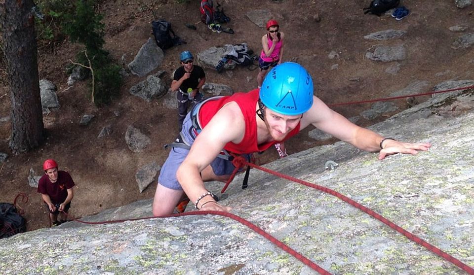 1 madrid 2 hour rock climbing Madrid: 2-Hour Rock Climbing