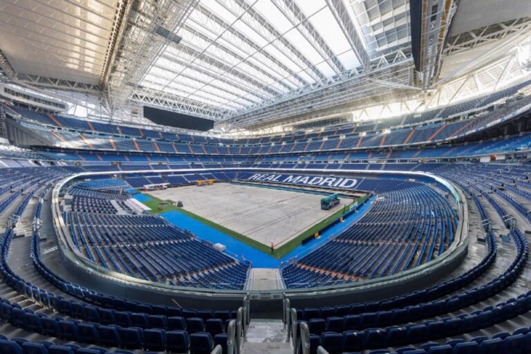 Madrid: Guided Tour of Bernabéu Stadium