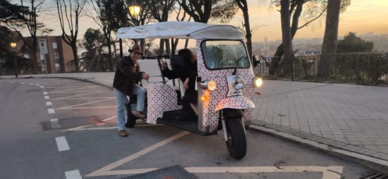 Madrid: Tuk Tuk Tour – the Historic Center in One Hour