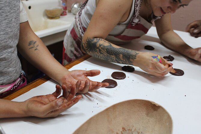 Make Your Own Chocolate With Oaxacan Tradition Private Class
