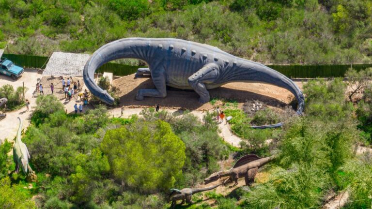 Mallorca: Day Trip to Caves of Hams & Optional Dinosaurland