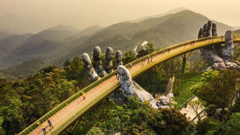 Marble Mountains & Afternoon Ba Na Hills Small Group Tour