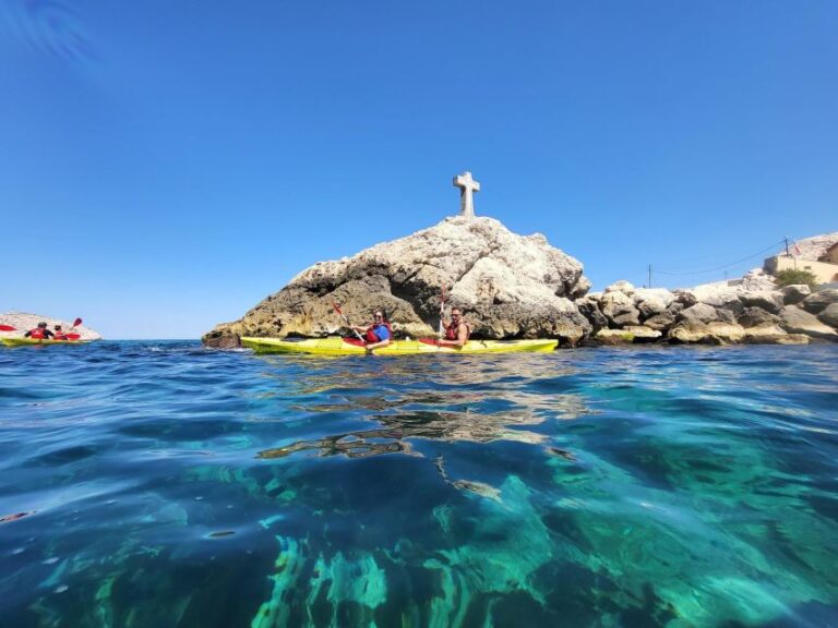 Marseille: Calanques Sea Kayaking Guided Tour