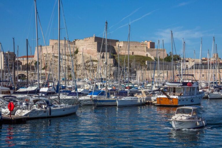 Marseille: Private History Tour With a Local Expert