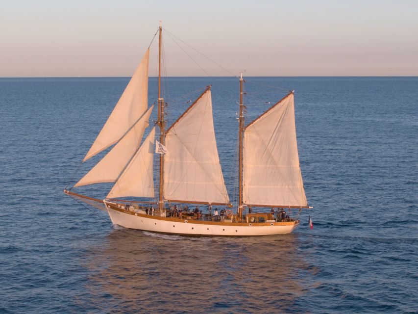 1 marseille sunset sailing dinner in the frioul archipelago Marseille: Sunset Sailing Dinner in the Frioul Archipelago