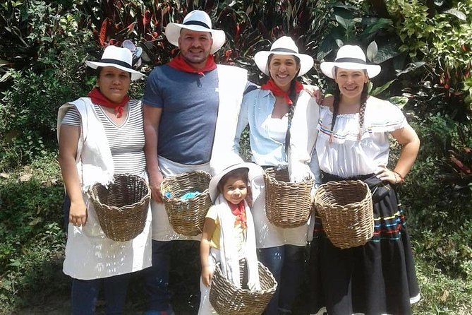 Medellin: Coffee Tour and Paisa Experience