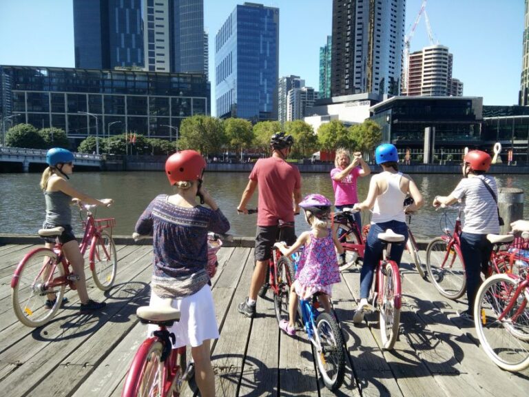 Melbourne: Guided City Bike Tour With Gear and Lunch Stop