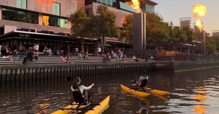 Melbourne: Yarra River Twilight Waterbike Tour