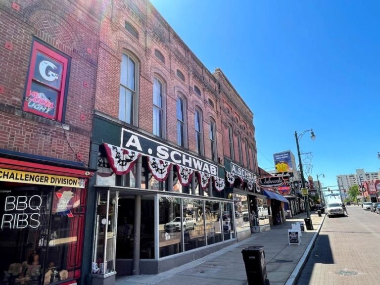 Memphis: 1-Hour Beale Street Guided Walking Tour