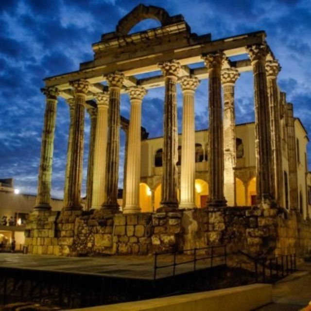 Merida: Roman Theater Private Walking Tour