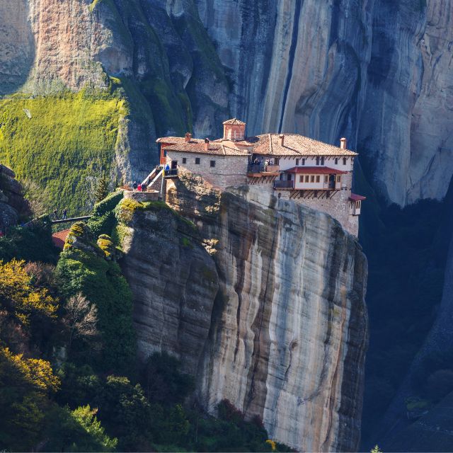 Meteora: Private Day Trip From Thessaloniki