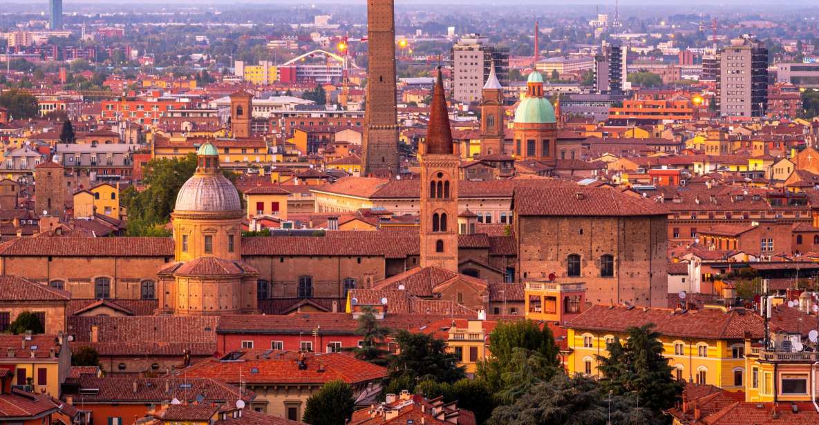 1 milan private day trip to bologna with sightseeing tour Milan: Private Day Trip to Bologna With Sightseeing Tour