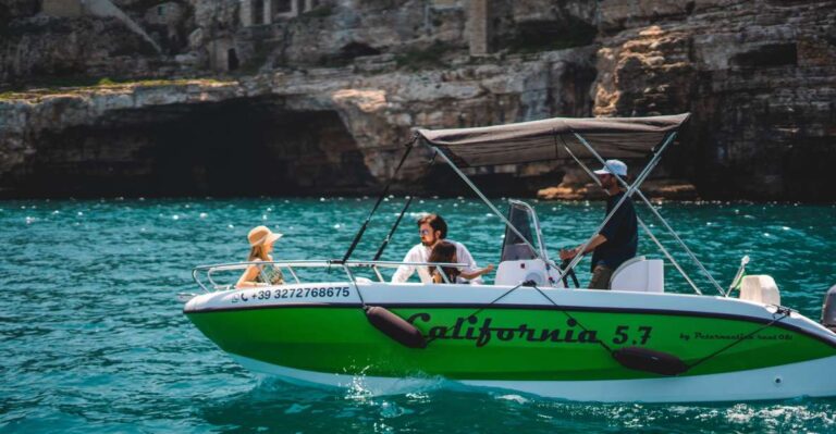 Monopoli: Private Polignano a Mare Grottos Speedboat Cruise