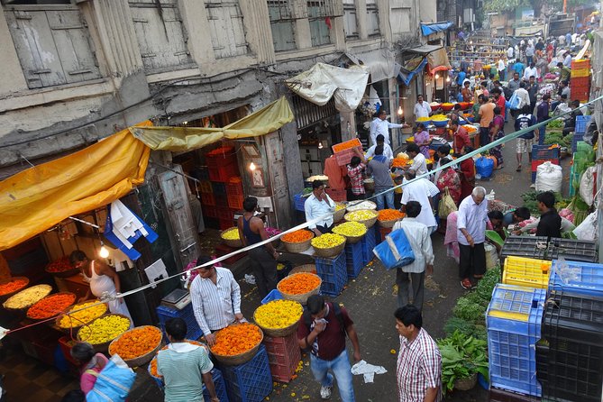 Mumbai by Dawn – Guided Tour to Early Morning Life of Mumbai