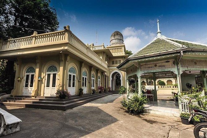 Muslim Selfie City Tour With Halal Lunch (Bangkok)