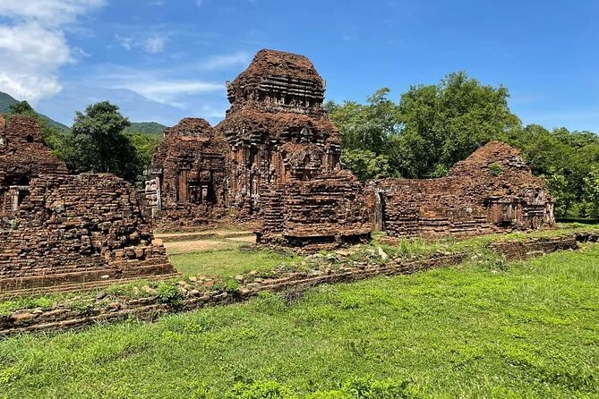 My Son Sanctuary Tour- Marble Mountain – Am Phu Cave- Hoi An City