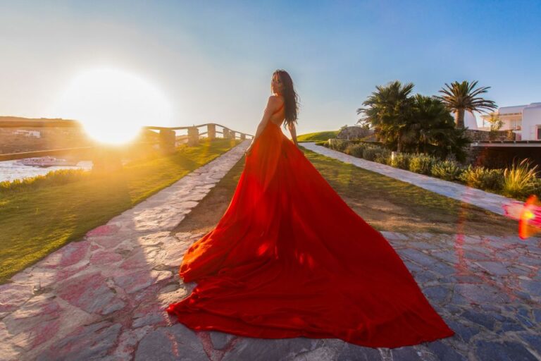 Mykonos: Private Photoshoot With Pro Fashion Photographer