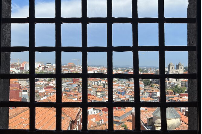 Mysteries of Porto: Legends, Crimes and Fantastic Stories