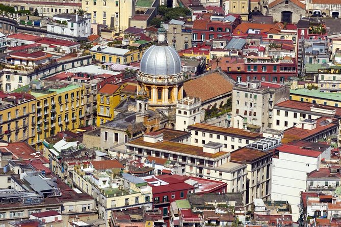 Naples: Street Food and Sightseeing Tour With Local Expert