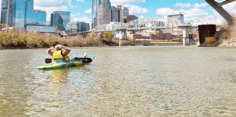 Nashville: Downtown Kayak Rental