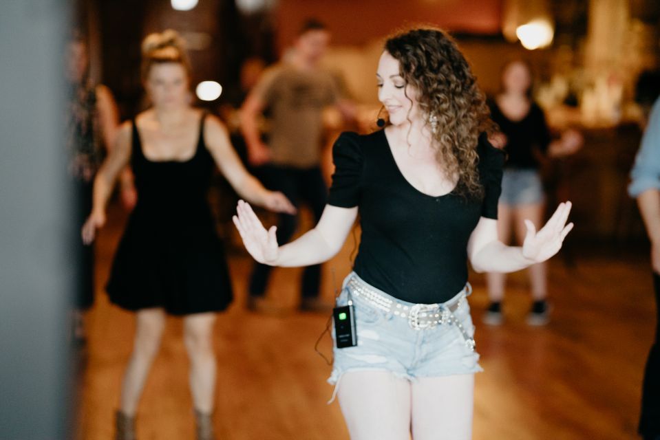 1 nashville line dancing class with keepsake video Nashville: Line Dancing Class With Keepsake Video