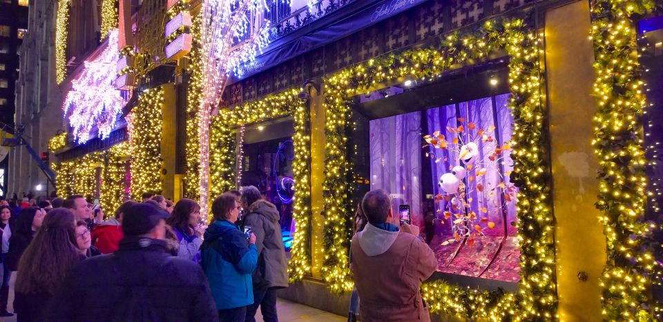 New York City: Holiday Lights Extravaganza Walking Tour