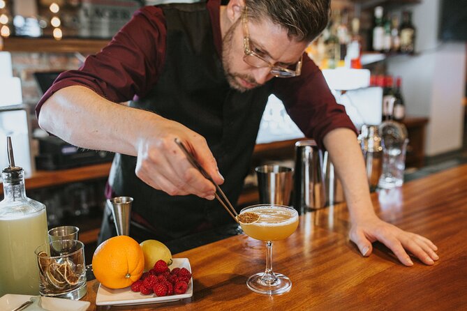 New York Prohibition Classic Cocktail-Making Class With Snacks  – New York City